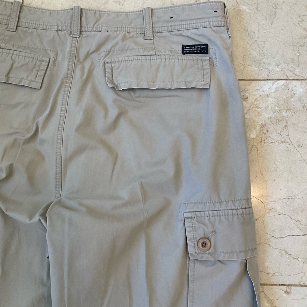 Banana Republic Cargo Pants, Khaki Color, 100% Cotton, 6-Pockets, Men’s 36 x 34 - Picture 9 of 15